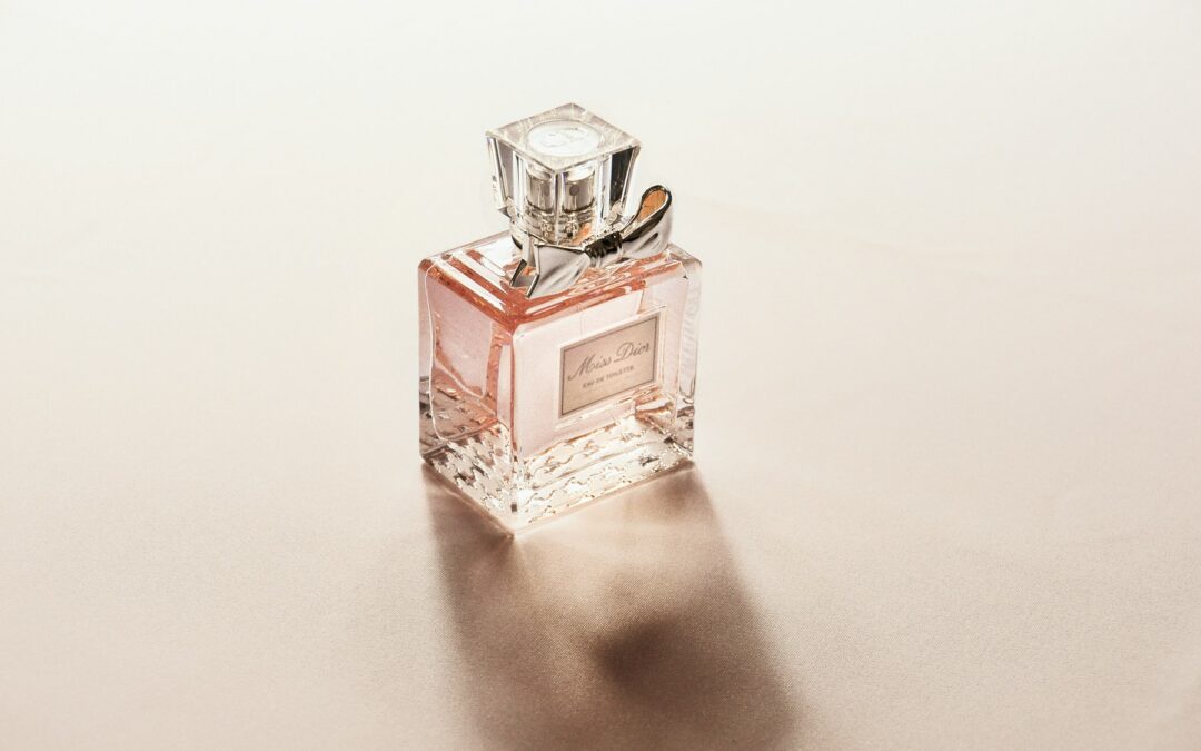 Packshot : comment on photographie un objet brillant ou transparent